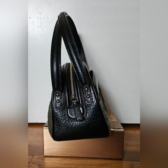 Louis Vuitton Klara Vienna Limited Edition Handbag Monogram Quilted Lambskin - Picture 6 of 7